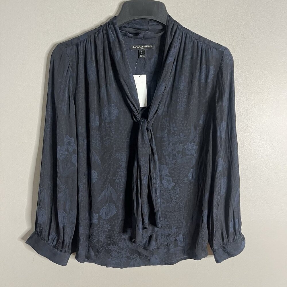 Banana Republic Size Small Satin Bow Gathered Long Sleeve Floral Blouse Top